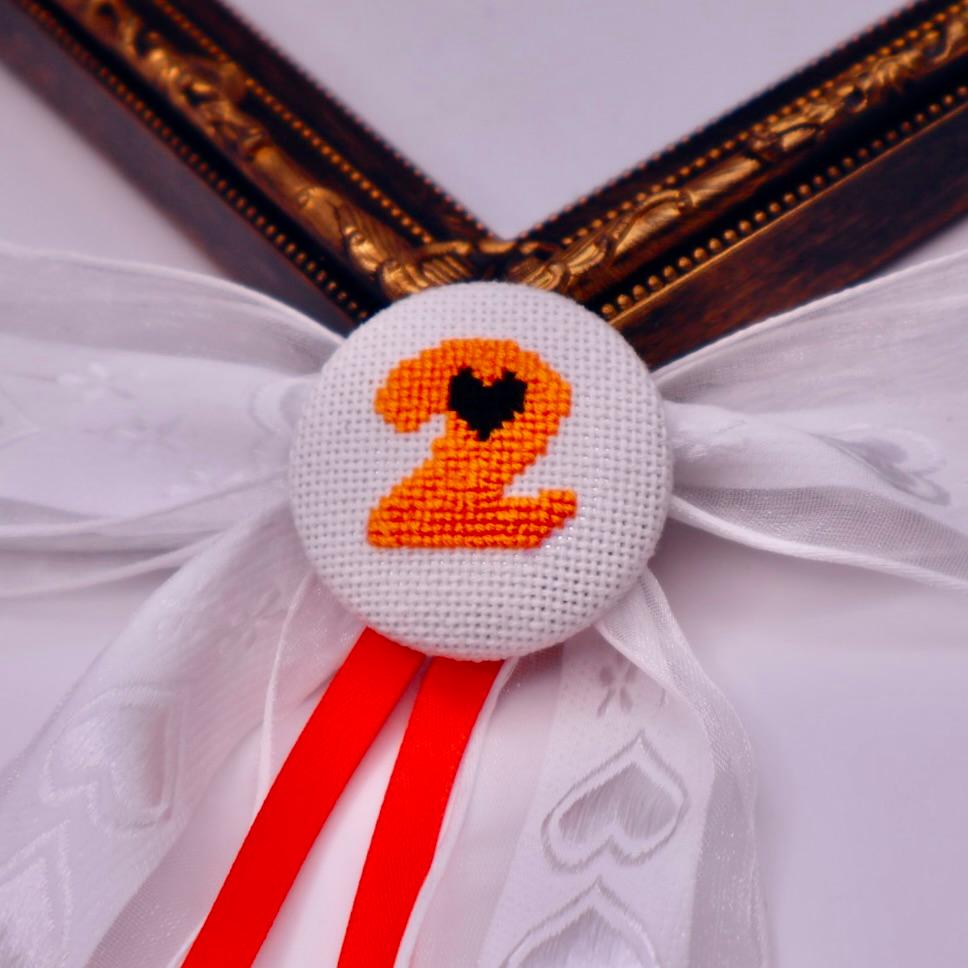 【番号オーダー可能】読売ジャイアンツ風カラー　くるみボタンのヘアリボン　クロスステッチ刺繍 | 2枚目